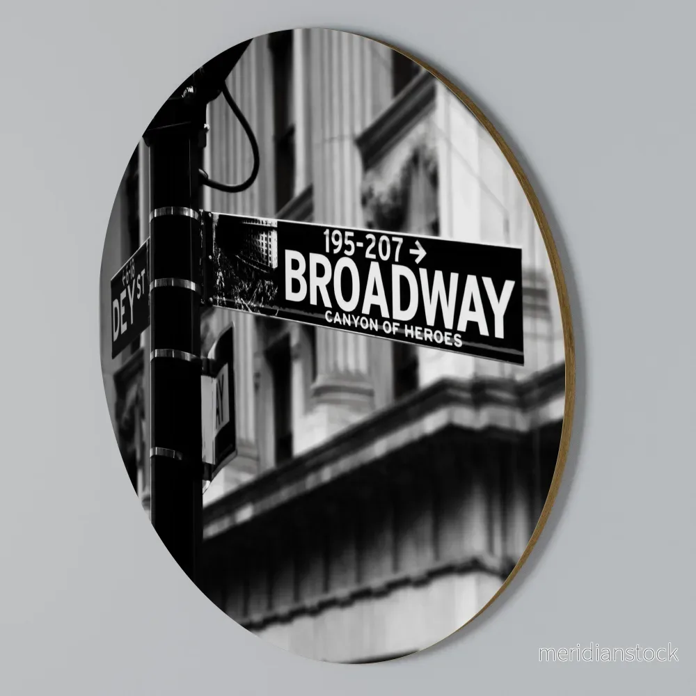 BROADWAY SIGN Rund väggdekor BROADWAY SIGN Rund väggdekor