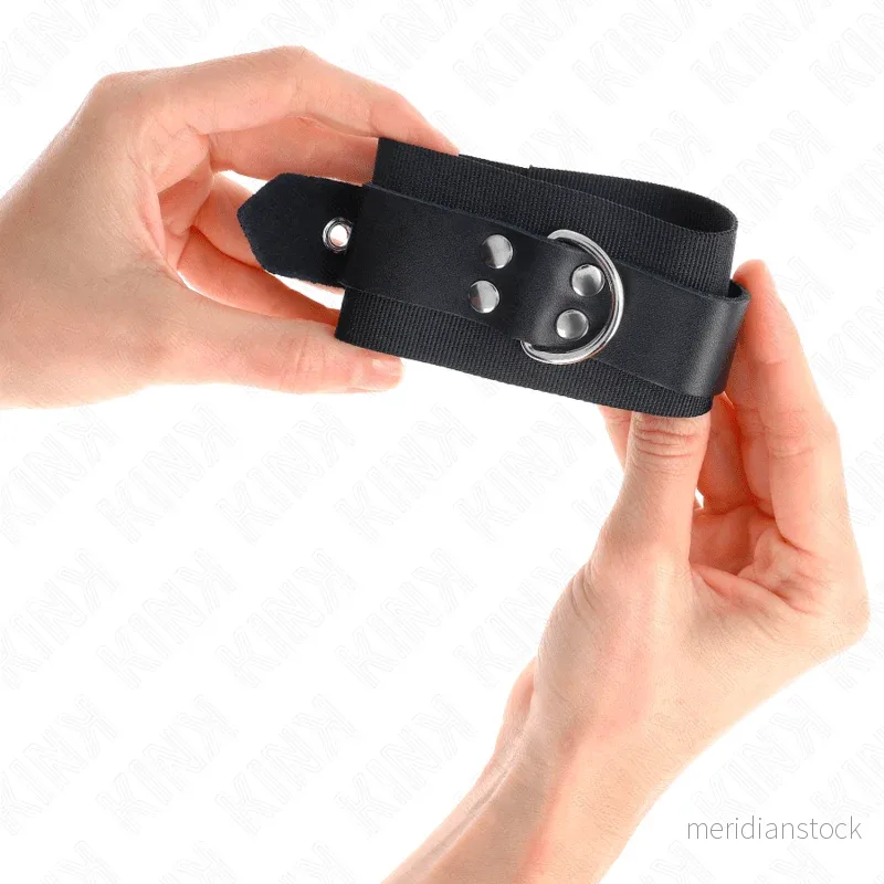 KINK - NYLON WRIST RESTRAINTS BLACK WITH LEATHER BELT BLACK ADJUSTABLE 19-29 CM X 5.1 CM - Bild 3