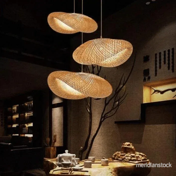 Trendig hängande lampa i rotting - NaturGlow - Bild 2