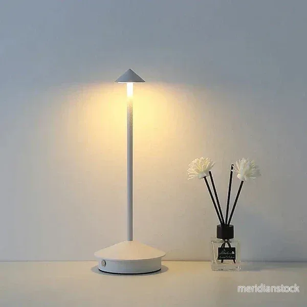 Minimalistisk Bärbar LED-stämningslampa - SerenLight - Bild 2