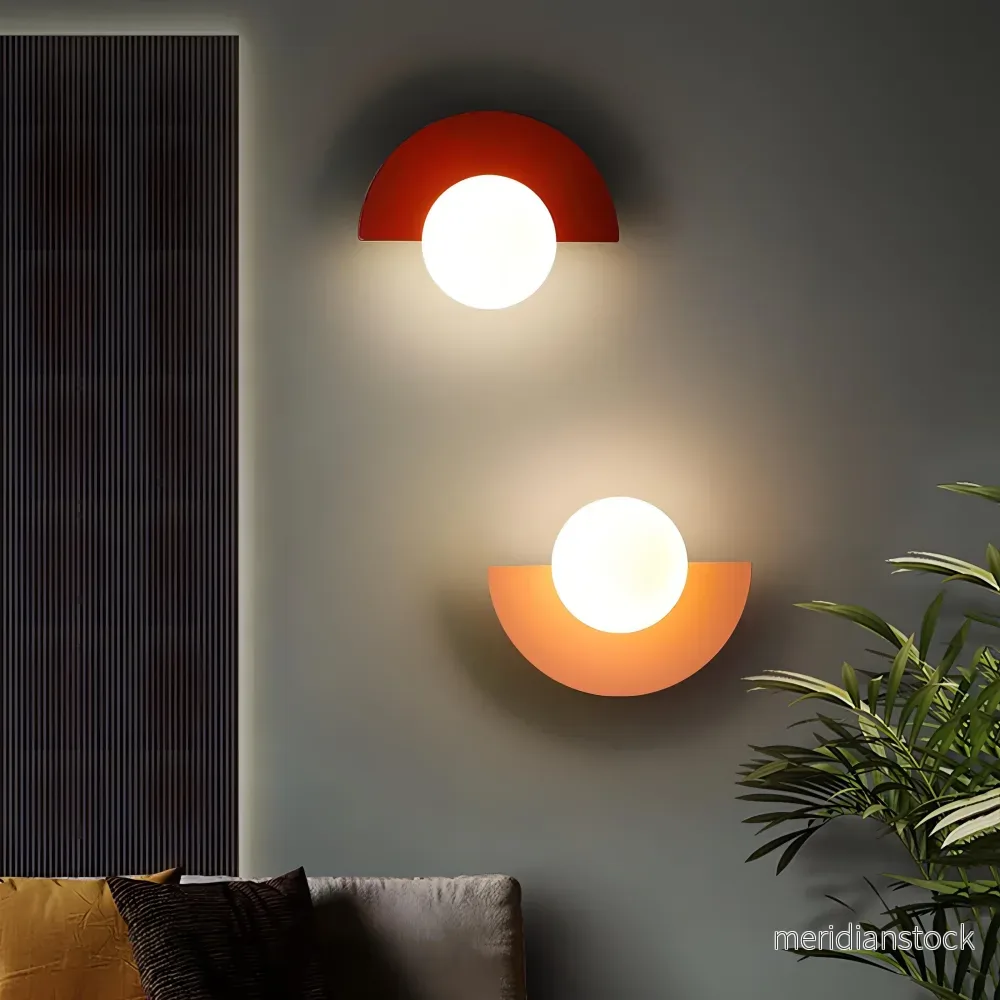 Vägglampa halvcirkel – modern nordisk design i 6 färger