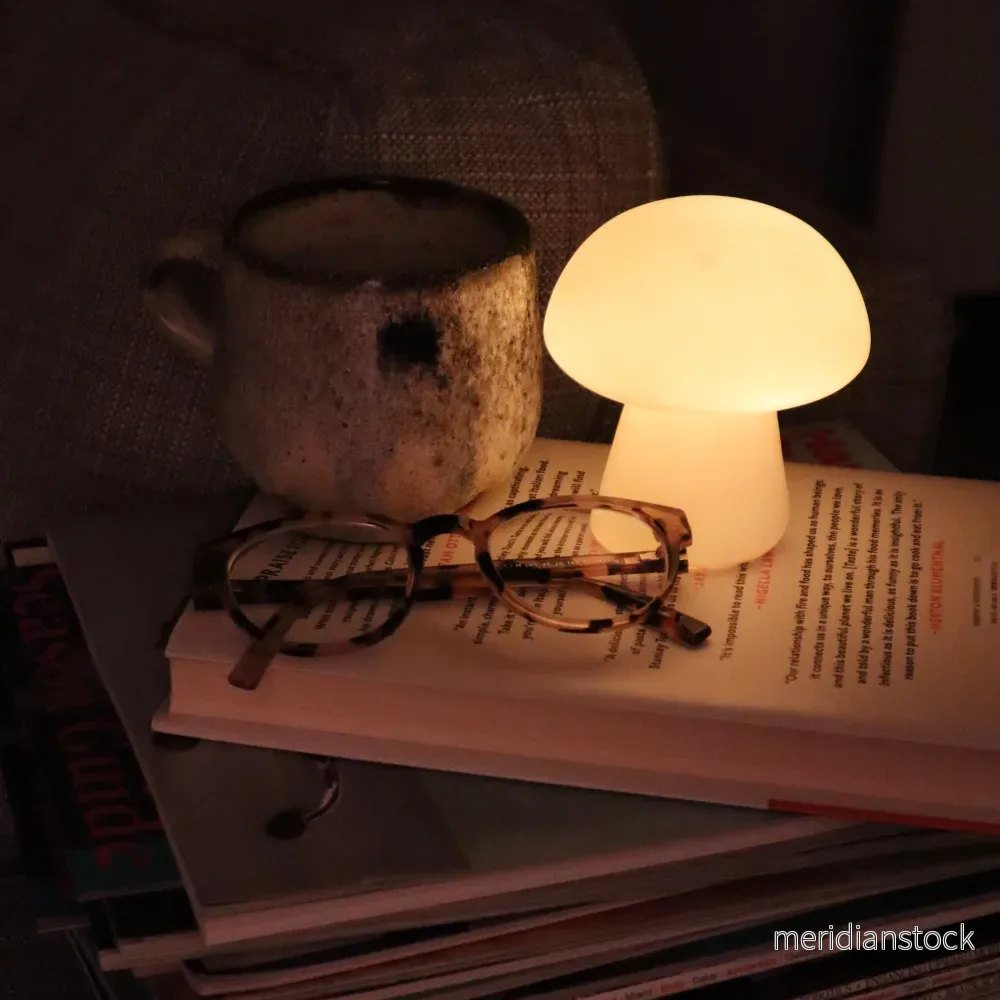 Svampliknande porslin nattlampa – MushGlow Svampliknande porslin nattlampa – MushGlow