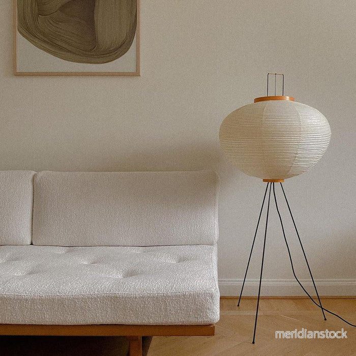 Golvlampa i rispapper – Noguchi Akari i minimalistisk vintagestil - Bild 2