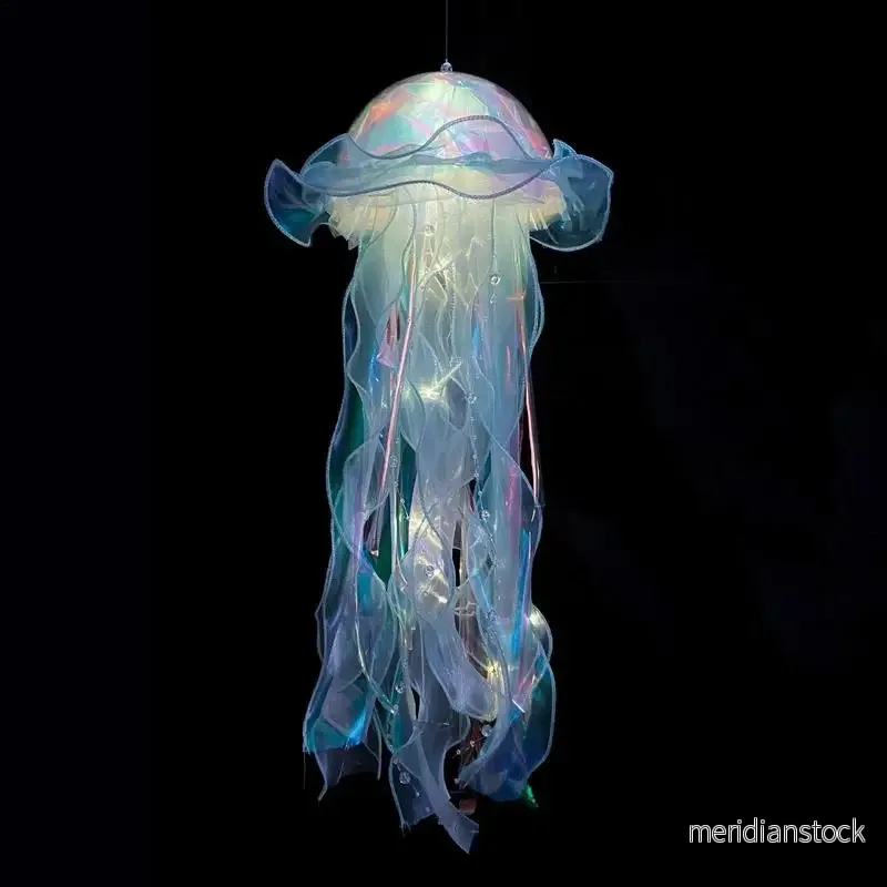 Barnrumslampa med magiska havsvarelser – GlowFish Barnrumslampa med magiska havsvarelser – GlowFish