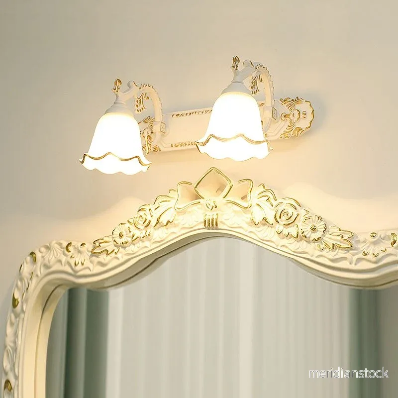 Klassisk vägglampa med vintage-design – Aurora - Bild 2