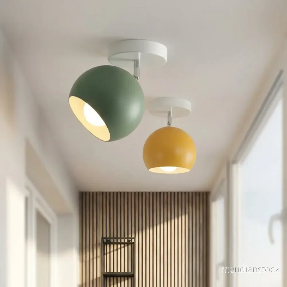 Modernt, lekfullt hängsmyckesdesign – Macariva