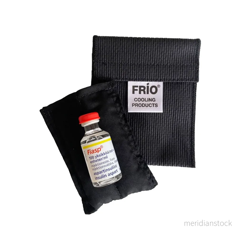 FRIO Kylfodral Insulin 1 Flaska Svart FRIO Kylfodral Insulin 1 Flaska Svart