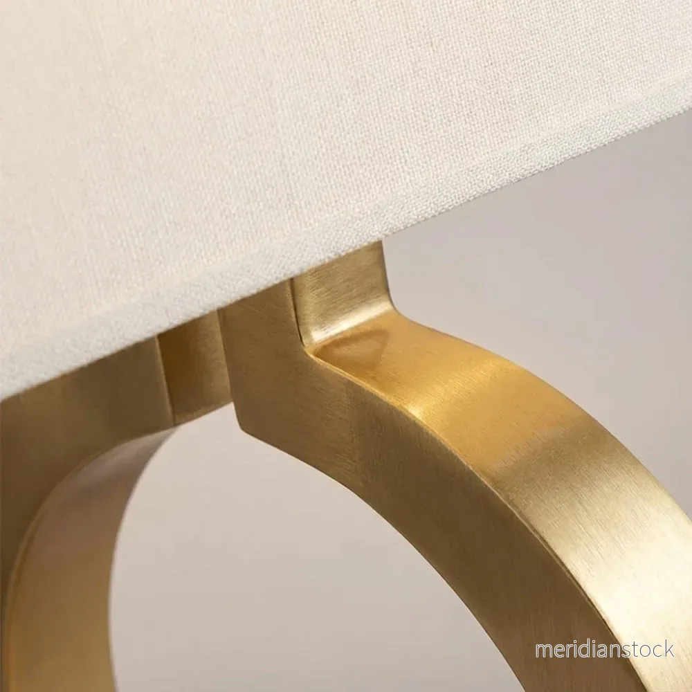 Modern villainspirerad bordslampa – Glimora - Bild 3