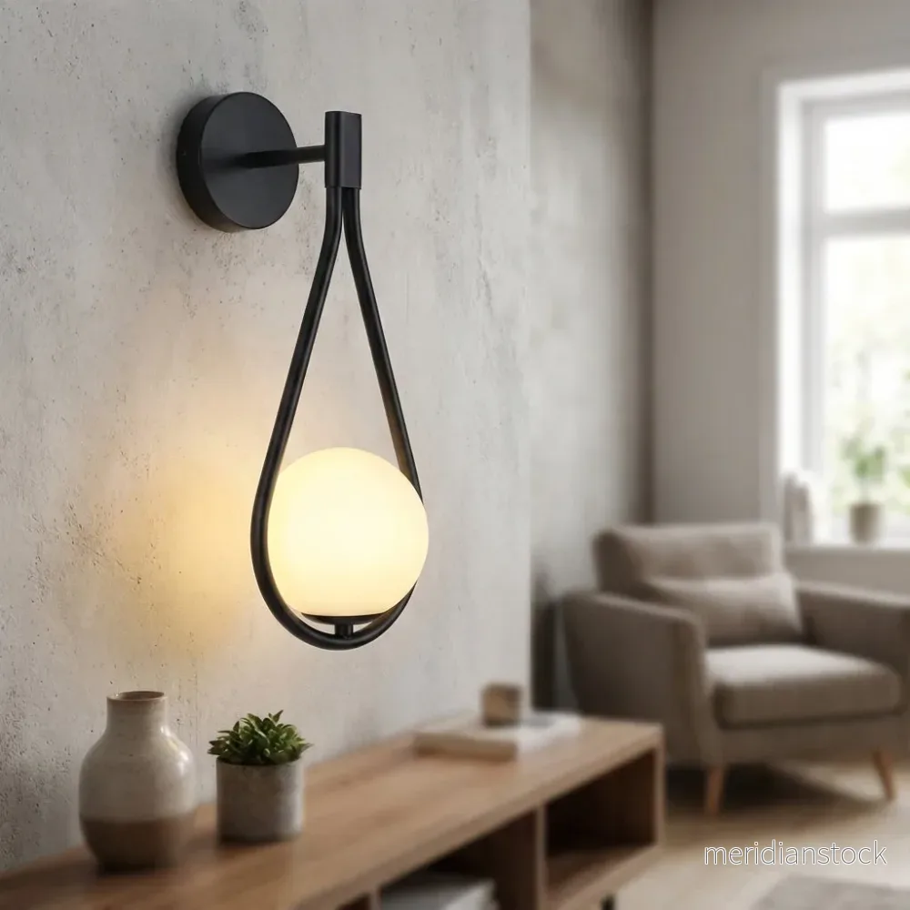 Nordiskt inspirerad droppformad pendellampa – Noctrelle