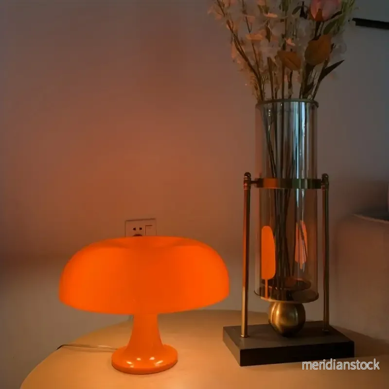 Bärbar och lyxig svampformad bordslampa – LumiShroom - Bild 3