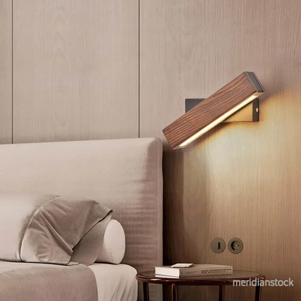 Trä-LED-vägglampa med vridbar funktion – Twilight Pivot Trä-LED-vägglampa med vridbar funktion – Twilight Pivot
