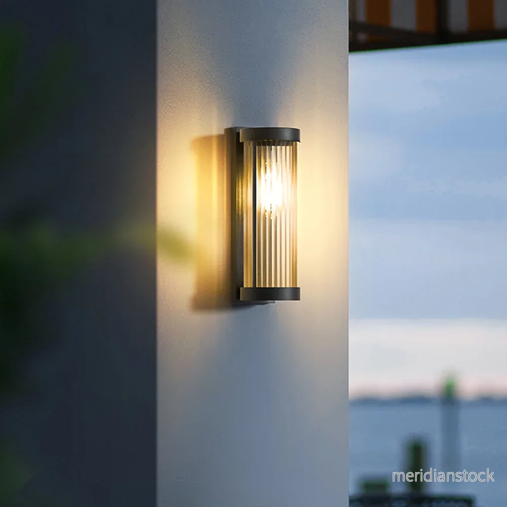 Utomhusvägglampa solcell – cylindrisk i metall och glas, vattentät - Bild 2