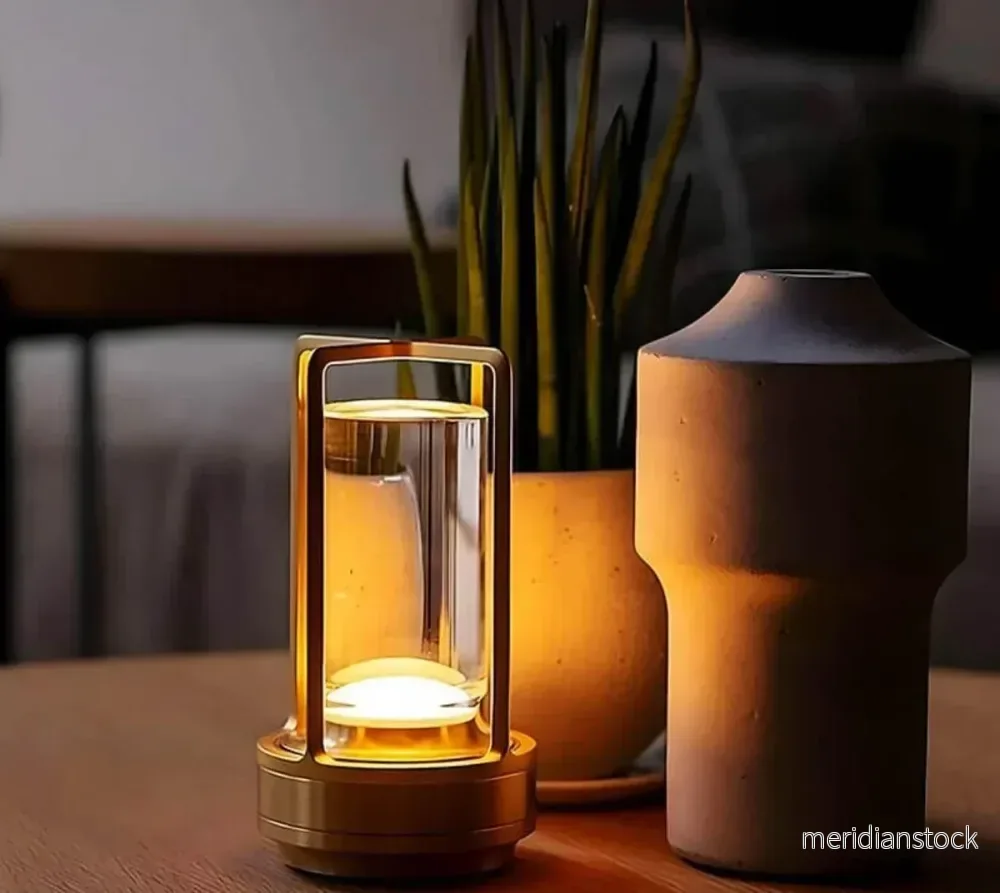 Vattentät och bärbar kristallbordslampa – AuroraGlow