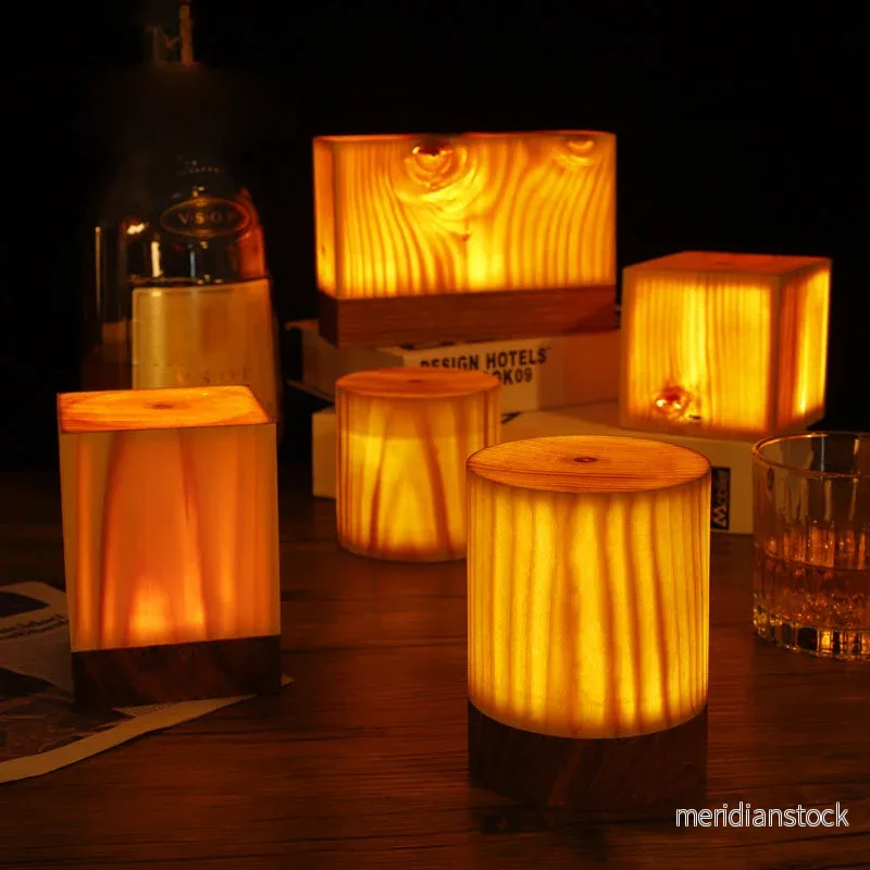 Stilren LED-bordlampa – WoodGlow