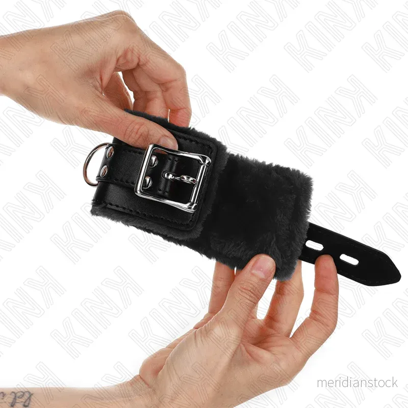 KINK - FUR LINED WRIST RESTRAINTS BLACK WITH BLACK BELT ADJUSTABLE 17-29 CM X 6 CM - Bild 2