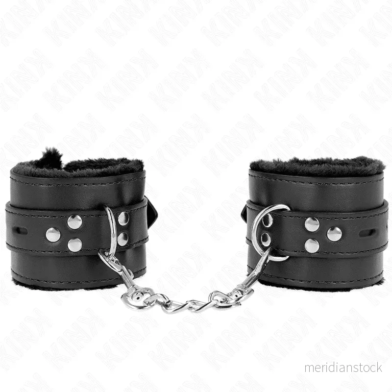 KINK - FUR LINED WRIST RESTRAINTS WITH SQUARE HOLES BLACK AND BLACK BELT ADJUSTABLE 17-29 CM X 6 CM