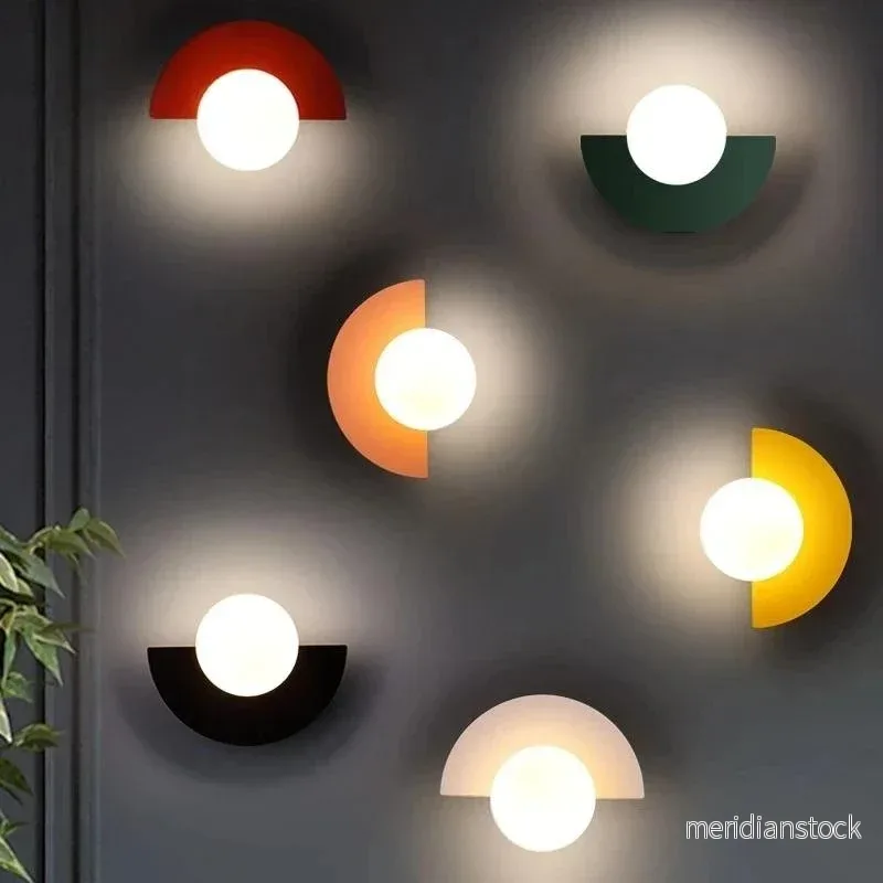 Vägglampa halvcirkel – modern nordisk design i 6 färger - Bild 3