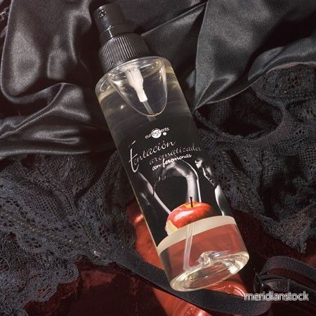 TENTACION CHOCOLATE ROOM FRESHENER WITH PHEROMONES - Indulge in Irresistible Aromas - Bild 2