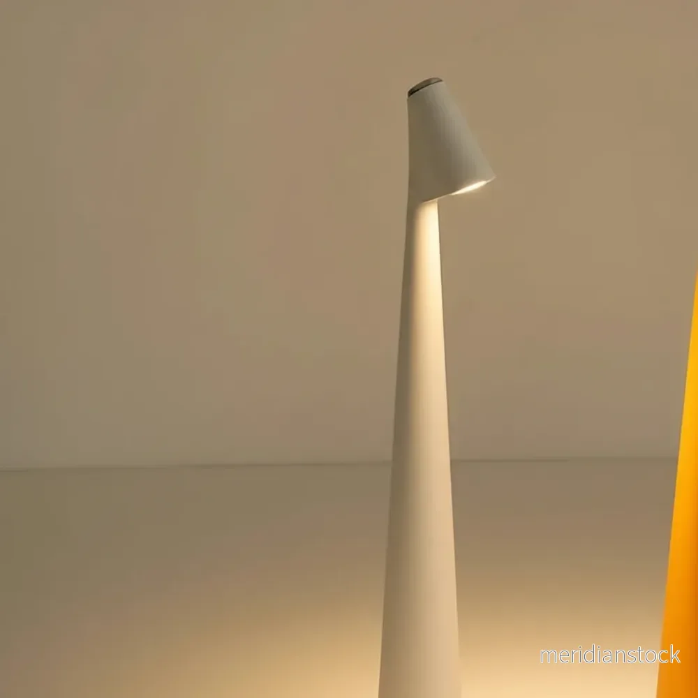 Återuppladdningsbar bordslampa Modern - Luminexa - Bild 3
