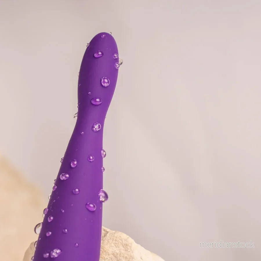 ROCKS- OFF - PETITE SENSATIONS TEAZER ANAL PLUG VIBRATOR PURPLE - Bild 3