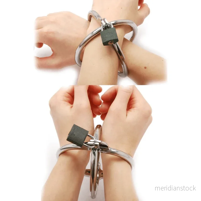 METAL HARD - CRISS CROSS HANDCUFF STAINLESS STEEL RESTRAINTS - Bild 2