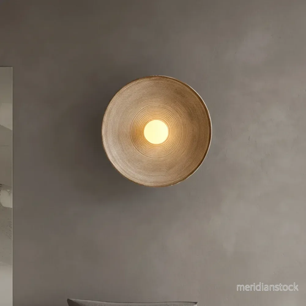 Rund vägglampa av glasharts – ResinLighto Rund vägglampa av glasharts – ResinLighto