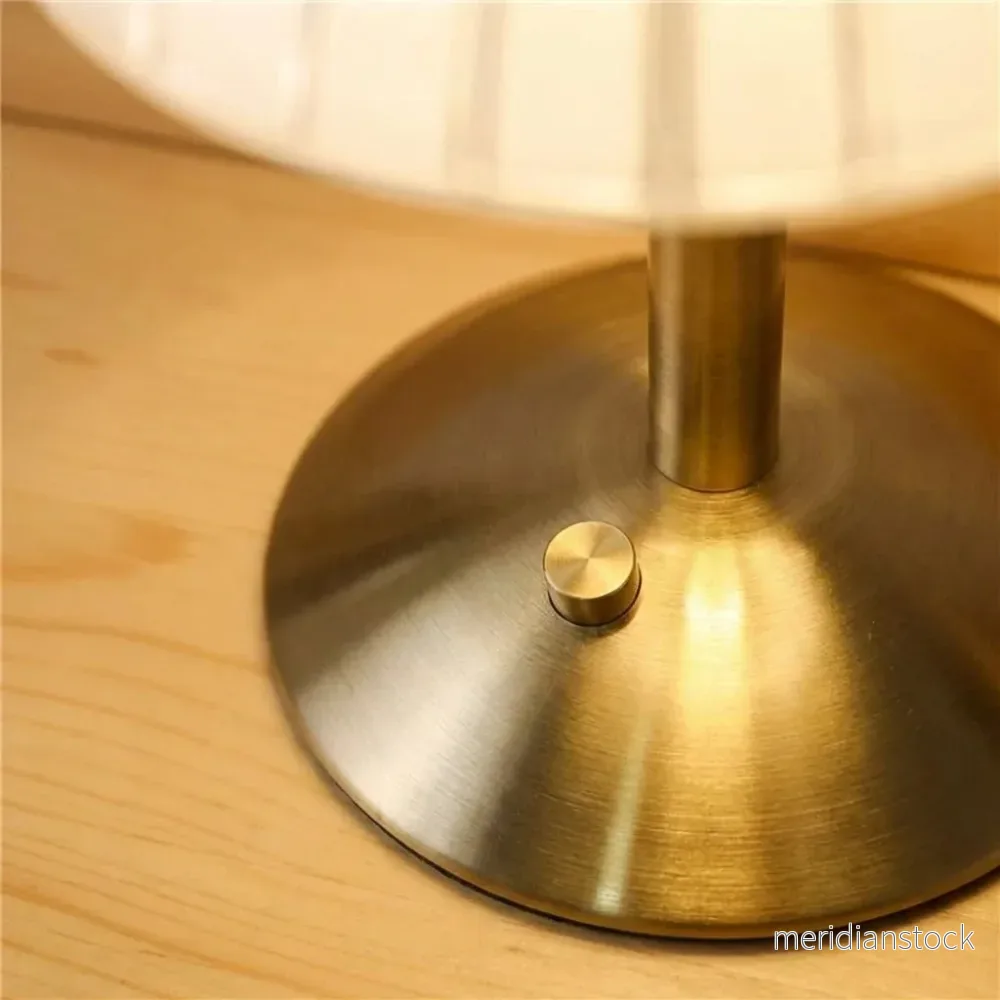 Dimmbar och trådlös bordslampa - Crystelle - Bild 3