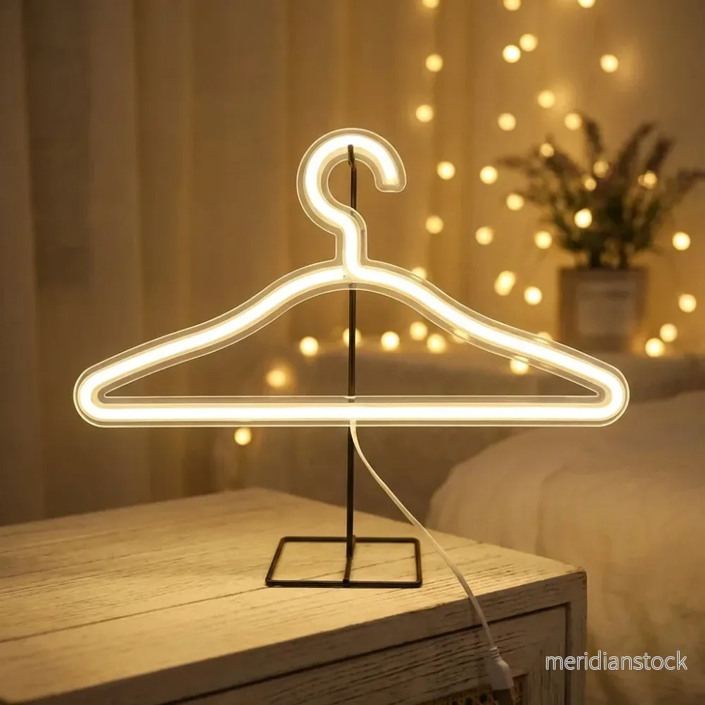 Hänglampa i neonstil – LumiHanger Hänglampa i neonstil – LumiHanger