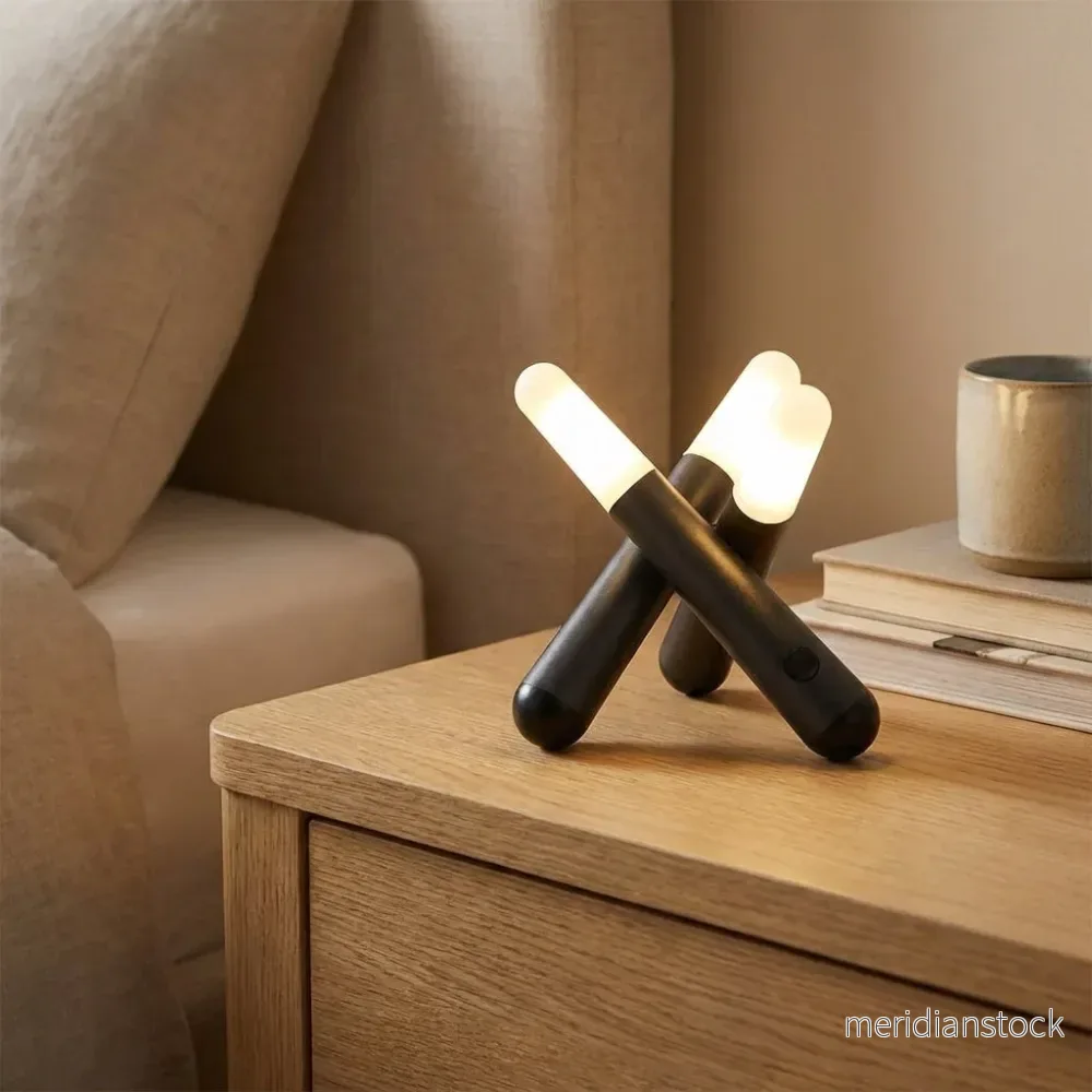 Justerbar lampa med tre huvuden - Trivela